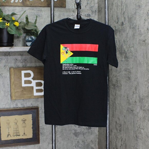 NEW Gildan Mens 2009 Africa Flag Crosseas War Graphic T-Shirt Tee LEE-9 S Black - Picture 1 of 4